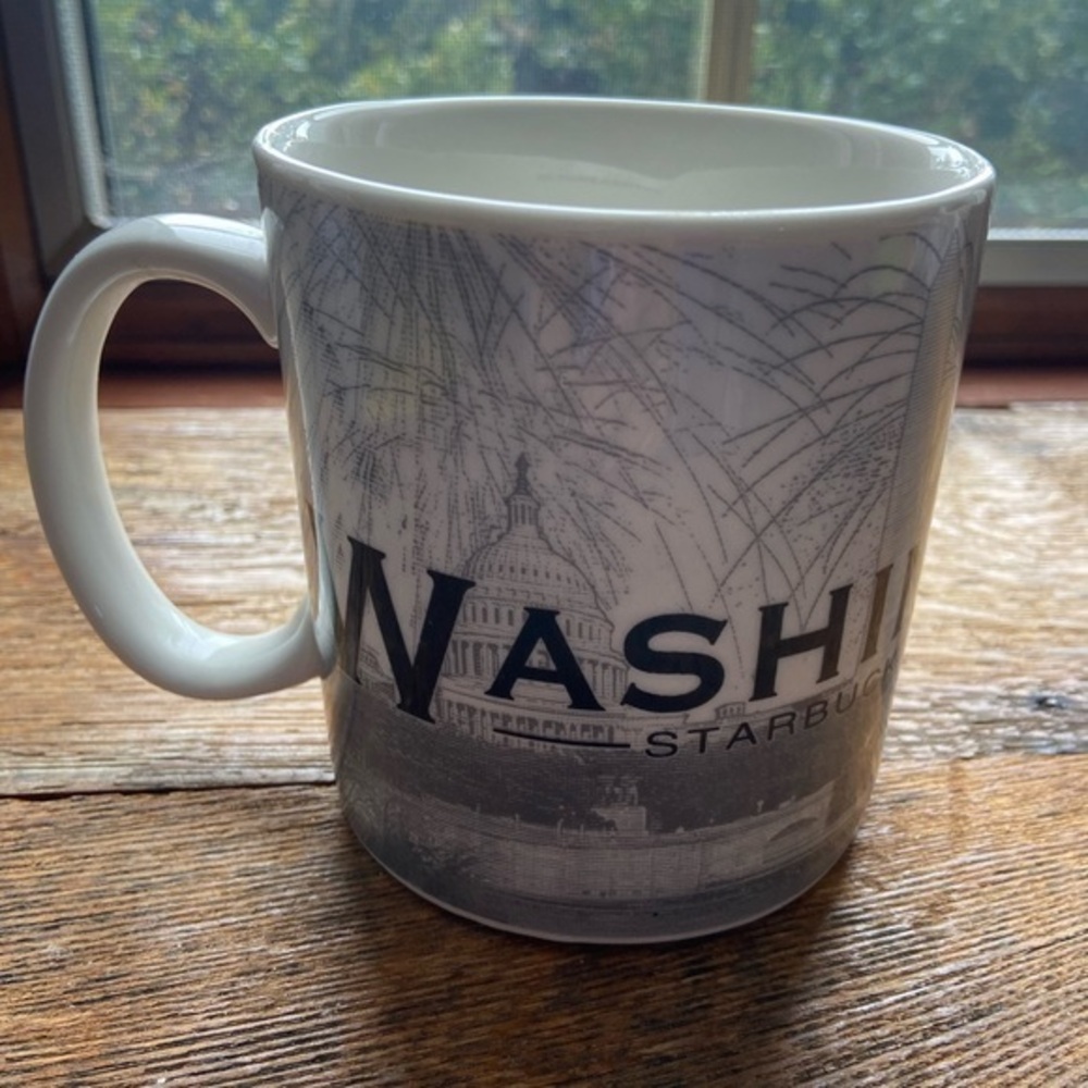 Starbucks Washington D.C. 18 oz Mug - 2005 Skyline Series - Series One Barista